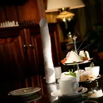 基尔肯尼河苑酒店 4* 基尔根尼