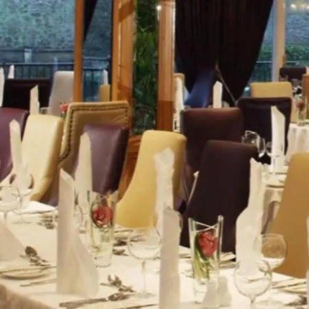 Hotel River Court