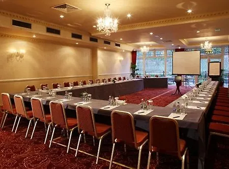 River Court Hotel 4*