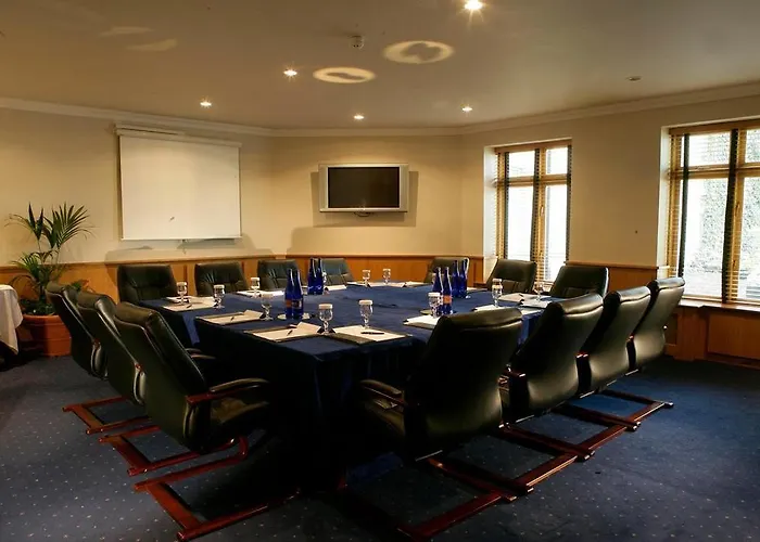 Szálloda River Court 4*