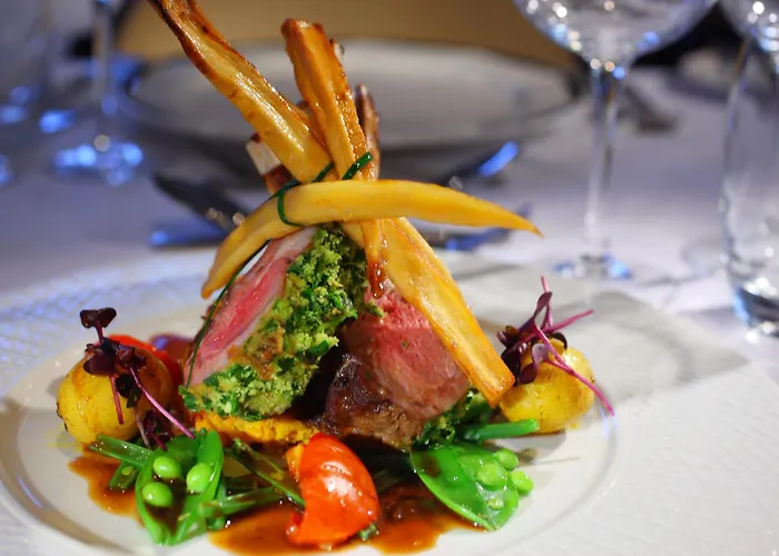 Szálloda River Court 4*