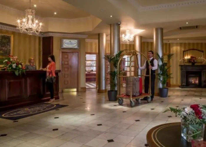 Szálloda River Court