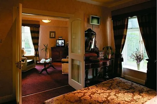 River Court Szálloda